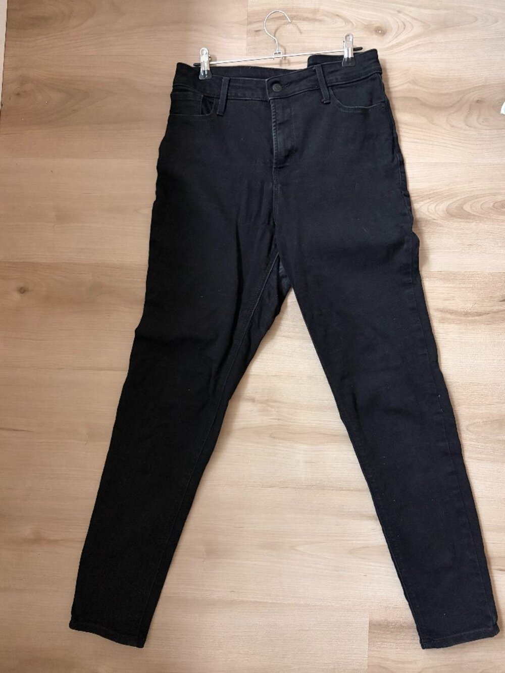 Old Navy Rockstar Black Skinny Jeans